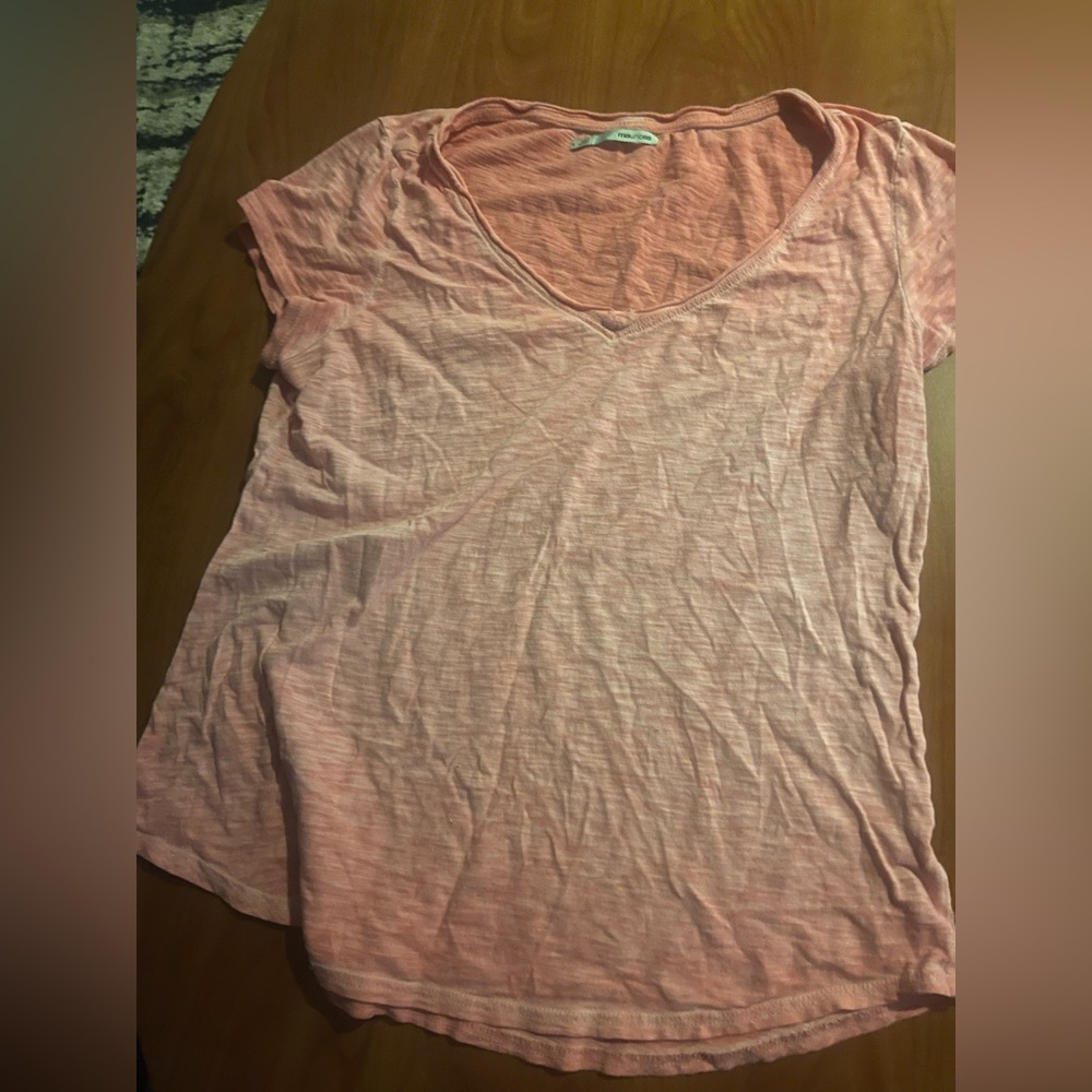 Maurices Pale Pink V-Neck Short Sleeve Tee